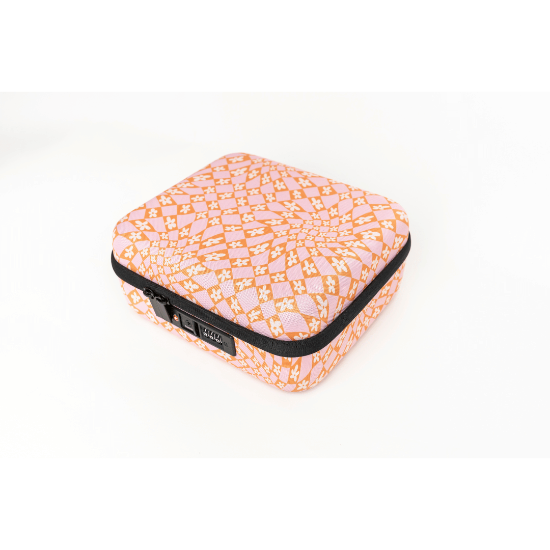 Hazey Daisy lockbox with combination zipper lock